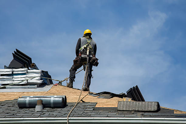 Professional Gutter Installation technician working in Montreat, NC